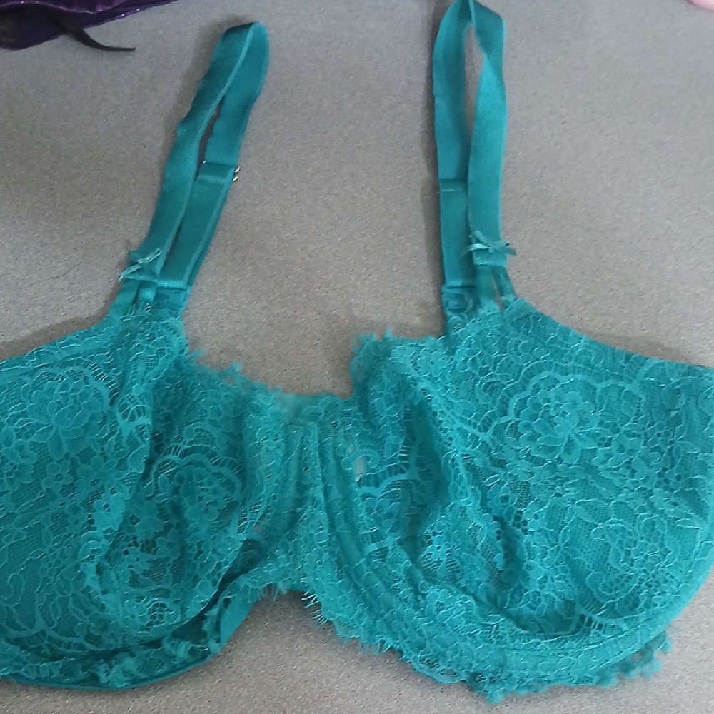 Victoria's Secret TorquioseLace Bra Intimates